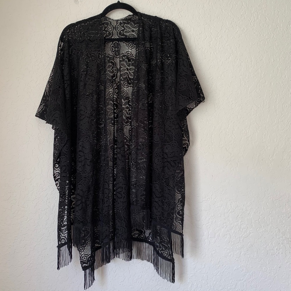 Unbranded Lace Kimono OS Black Floral Fringe Whimsigoth Boho Coastal Coverup
